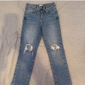 Forever 21 Women's Light Blue Ripped Skinny Jeans